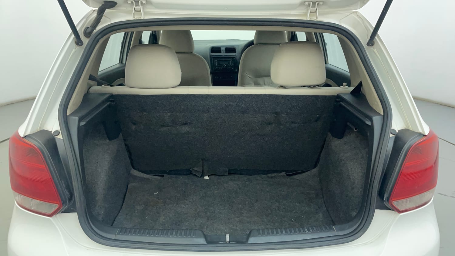 Used 2013 Volkswagen Polo Trendline 1.2L (P) Petrol Manual interior DICKY INSIDE VIEW