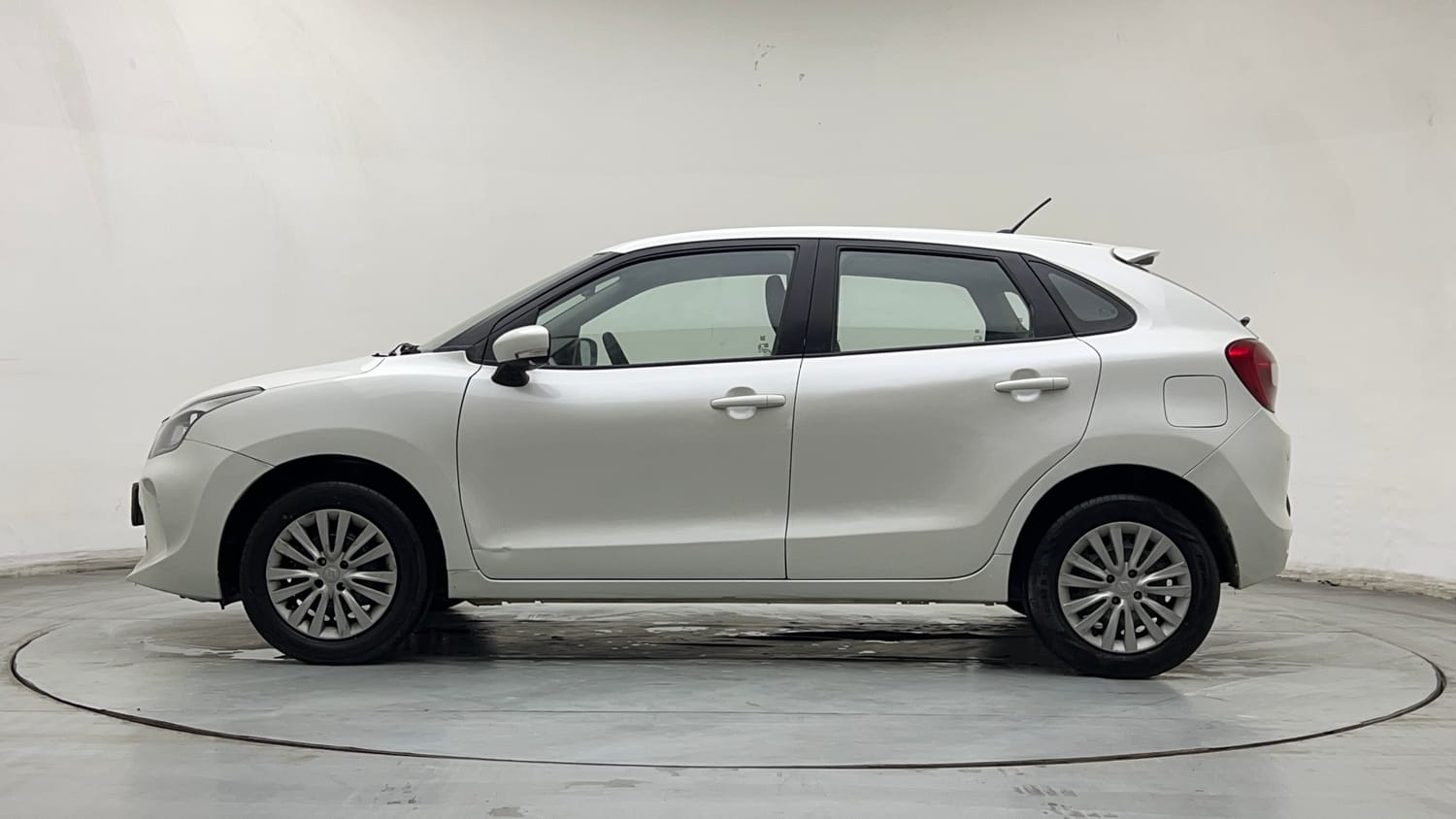 Used 2021 Maruti Suzuki Baleno Delta Petrol+CNG (Outside Fitted) Cng Manual exterior LEFT SIDE VIEW
