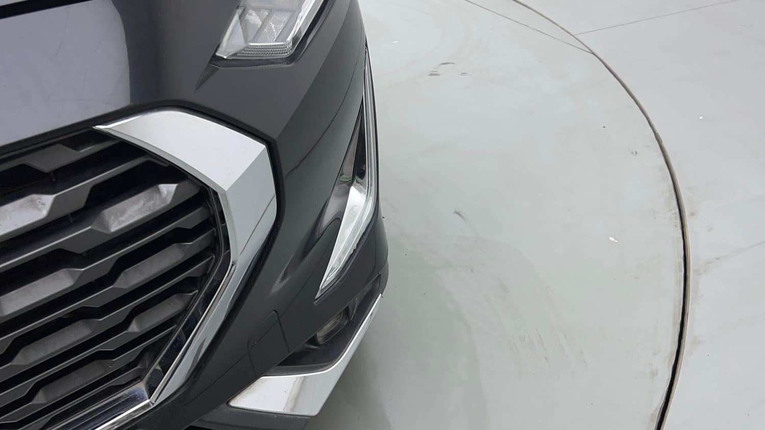 Used 2021 Nissan Magnite XV Turbo CVT Petrol Automatic dents MINOR SCRATCH