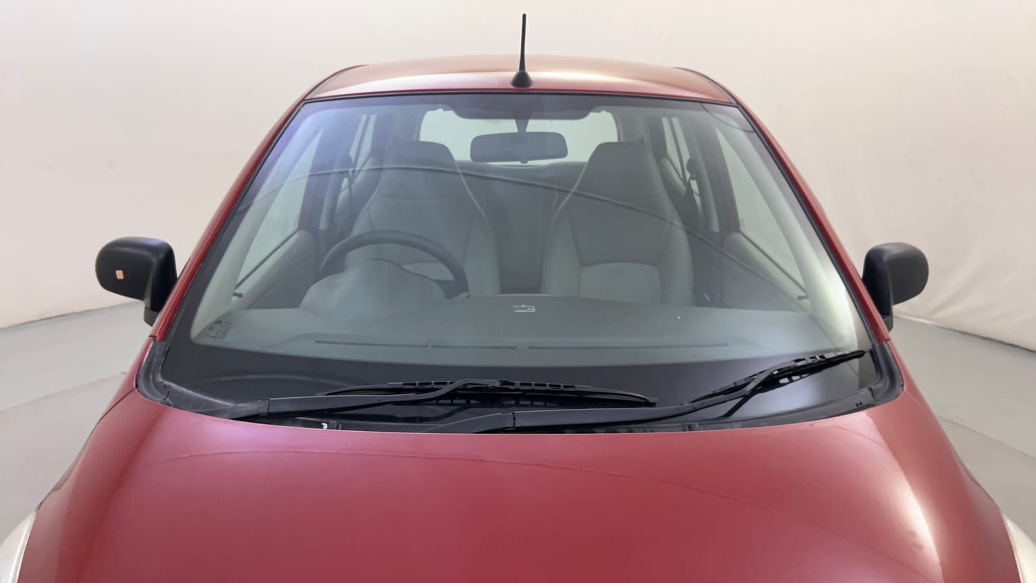 Used 2013 Hyundai i10 Era 1.1 iRDE2 Petrol Manual exterior FRONT WINDSHIELD VIEW