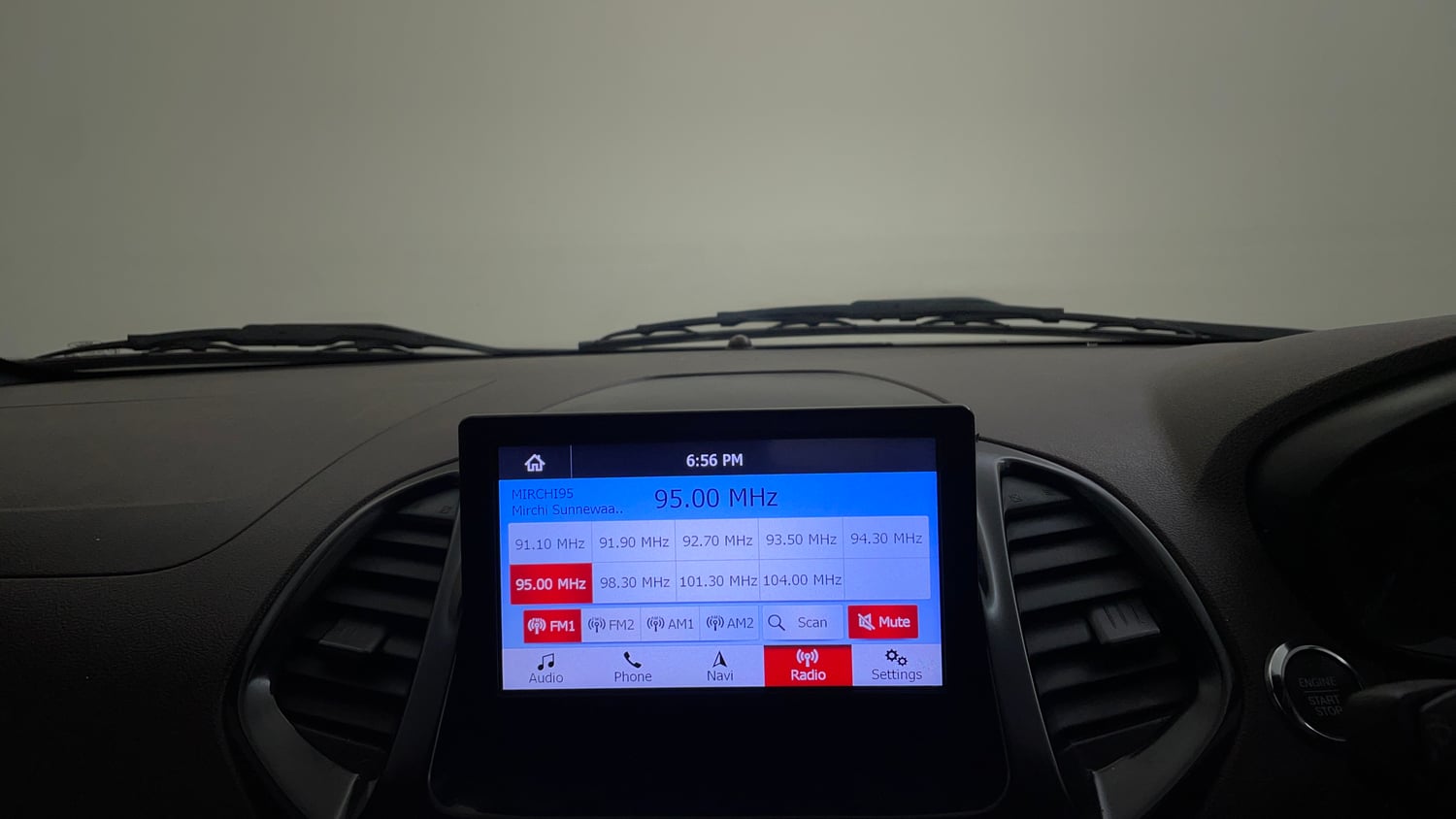Used 2019 Ford Freestyle Titanium 1.2 Ti-VCT Petrol Manual top_features Touch screen infotainment system