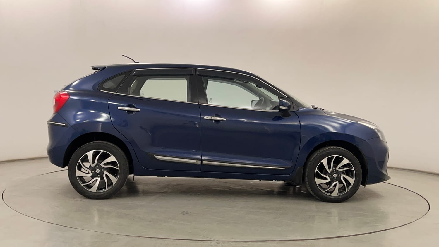 Used 2020 Maruti Suzuki Baleno Zeta Petrol Manual exterior RIGHT SIDE VIEW