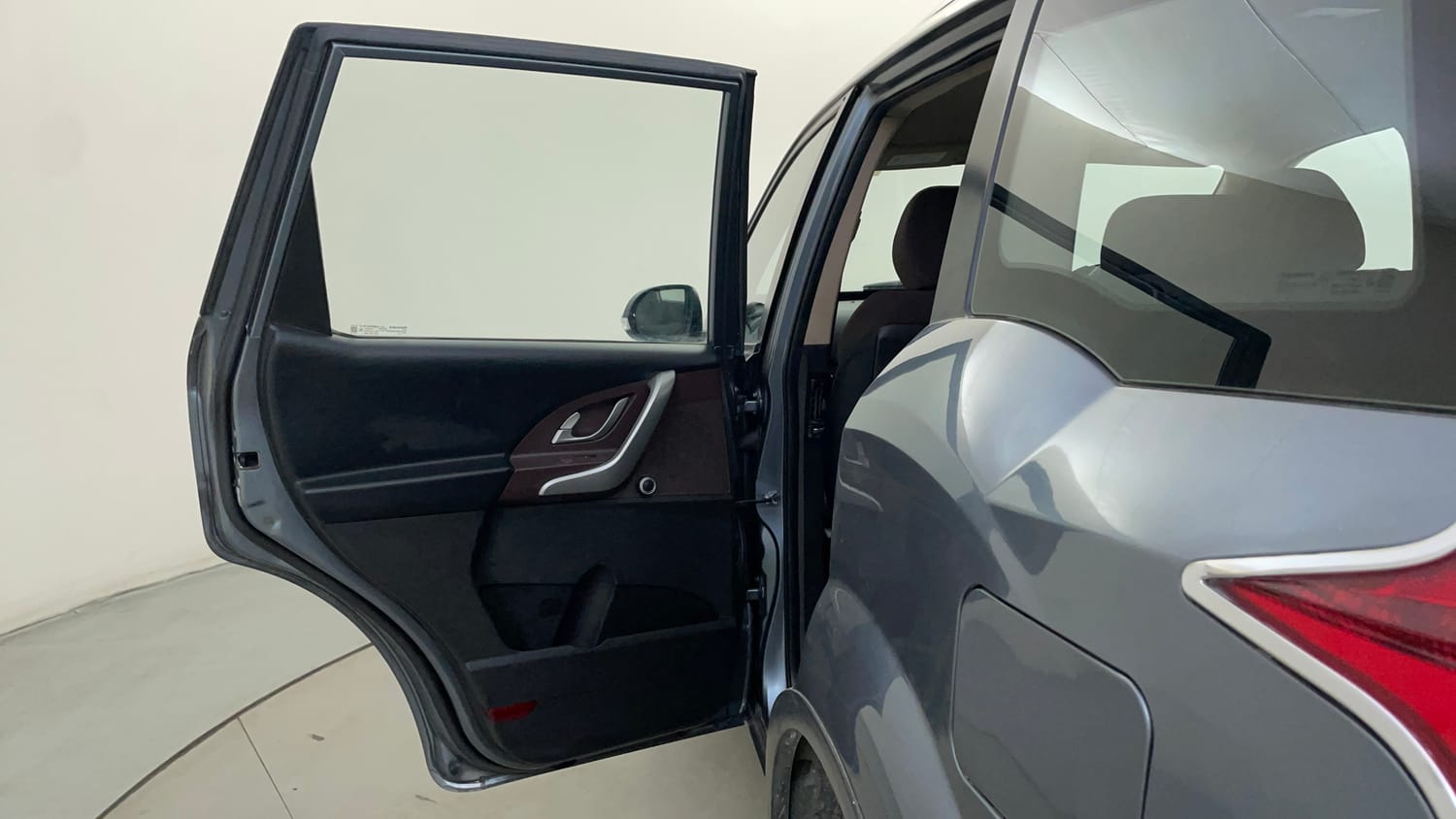 Used 2015 Mahindra XUV500 W6 Diesel Manual interior LEFT REAR DOOR OPEN VIEW