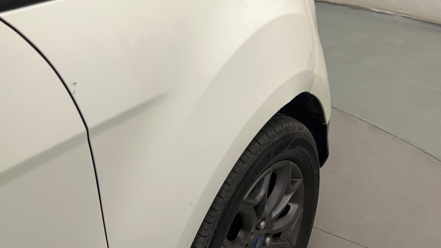 Used 2016 Ford EcoSport Titanium 1.5L Ti-VCT AT Petrol Automatic dents MINOR SCRATCH