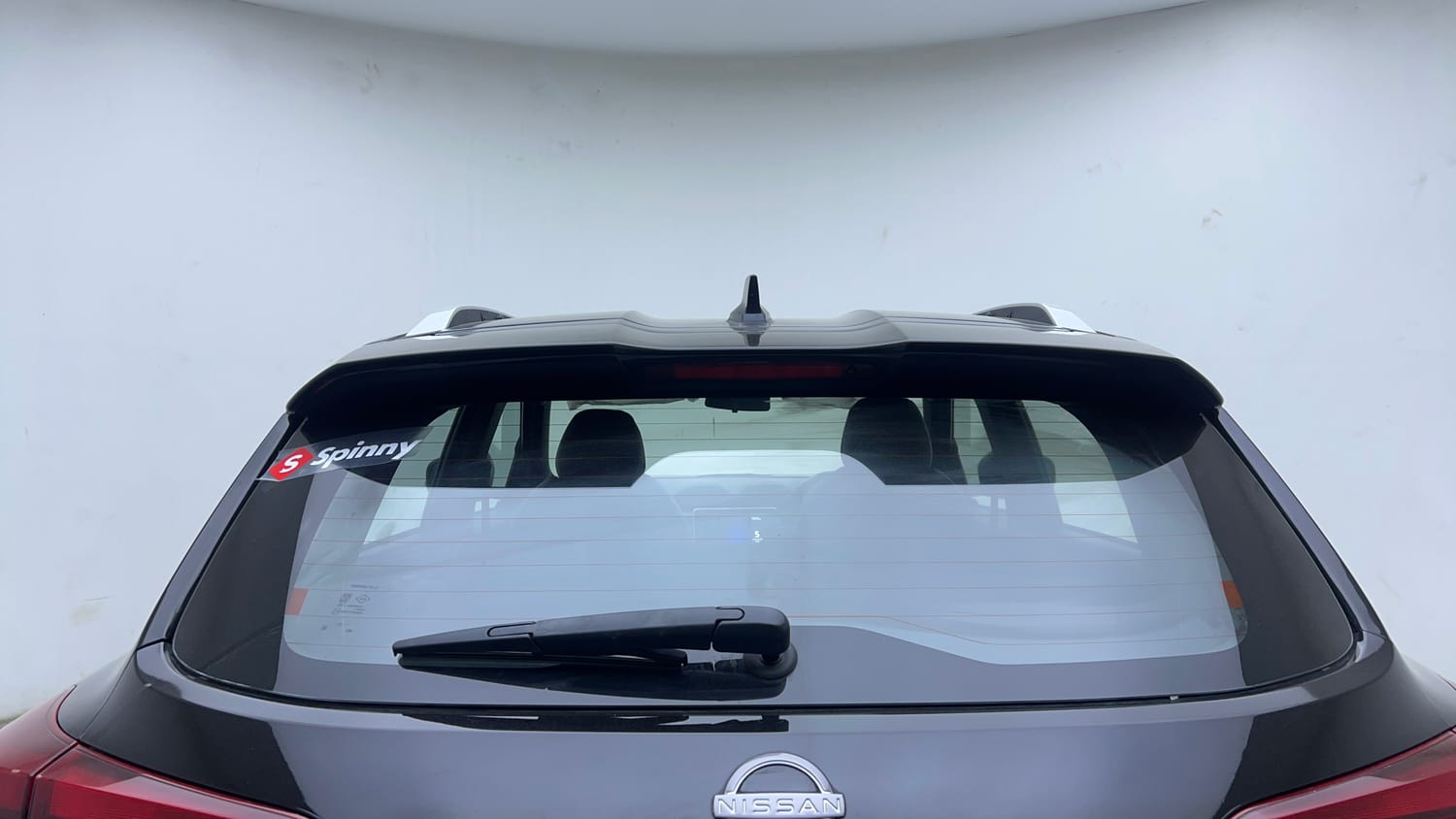 Used 2023 Nissan Magnite XV Premium Turbo Petrol Manual exterior BACK WINDSHIELD VIEW