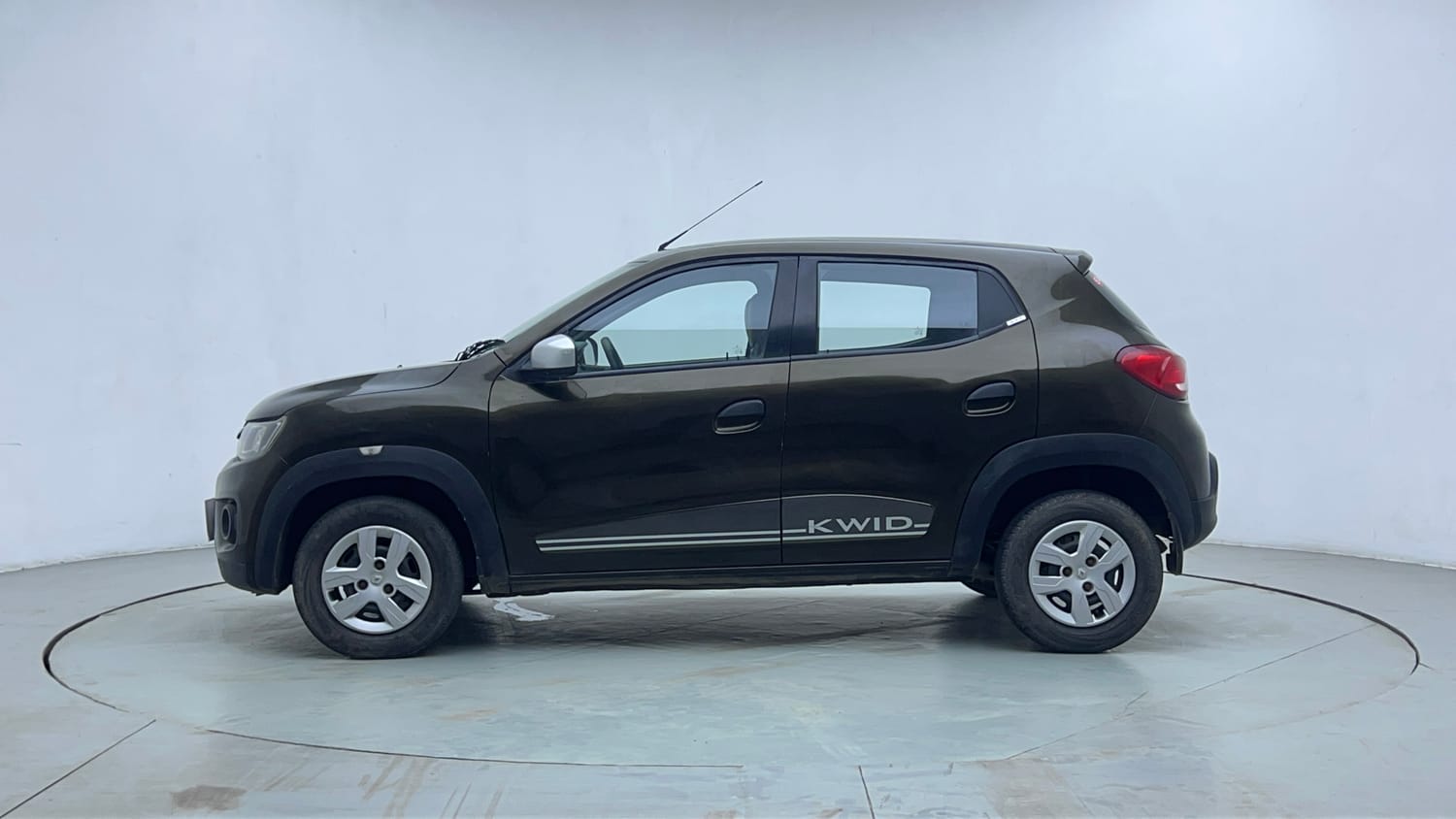 Used 2019 Renault Kwid 1.0 RXT AMT Opt Petrol Automatic exterior LEFT SIDE VIEW