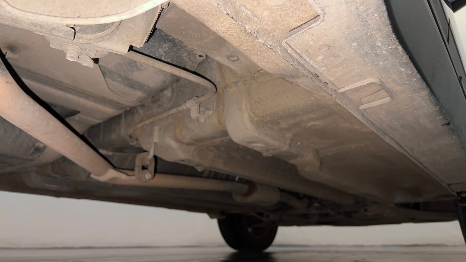 Used 2017 Hyundai Creta 1.6 SX Plus Petrol Petrol Manual extra REAR RIGHT UNDERBODY VIEW