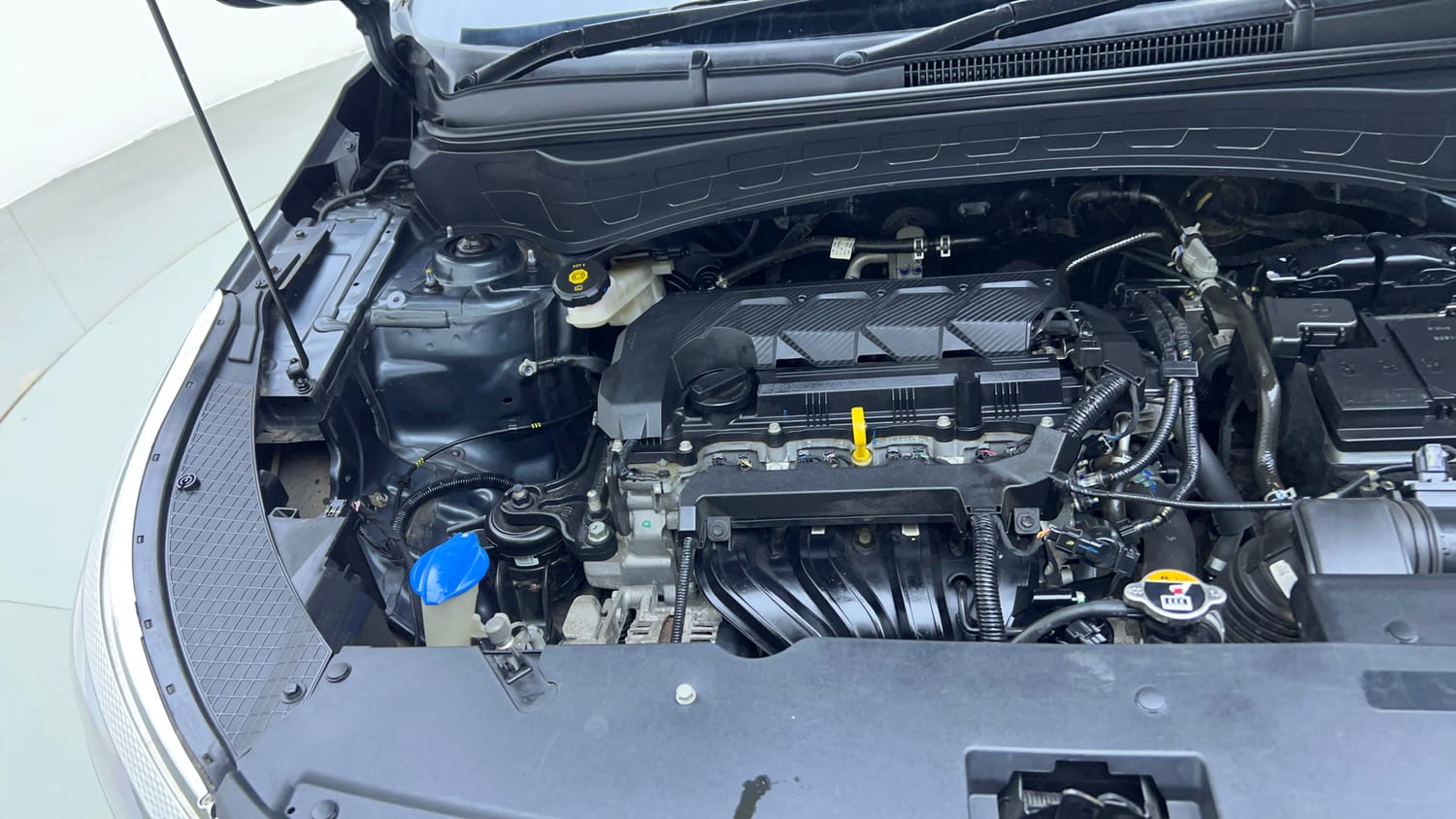 Used 2022 kia Seltos HTX 1.5 IVT Petrol Automatic engine ENGINE RIGHT SIDE VIEW