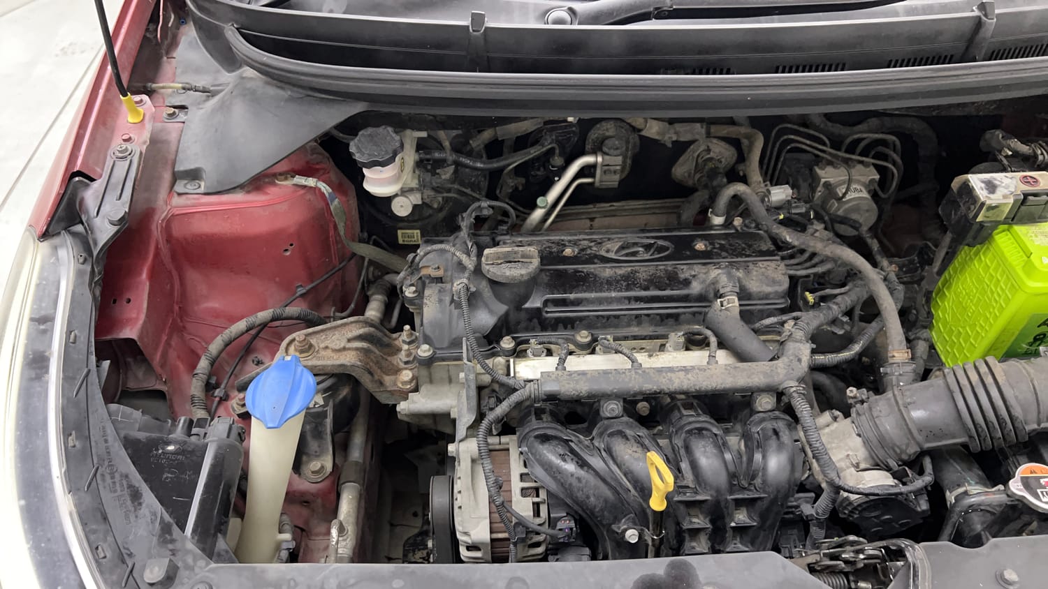 Used 2015 Hyundai Elite i20 Sportz 1.2 Petrol Manual engine ENGINE RIGHT SIDE VIEW