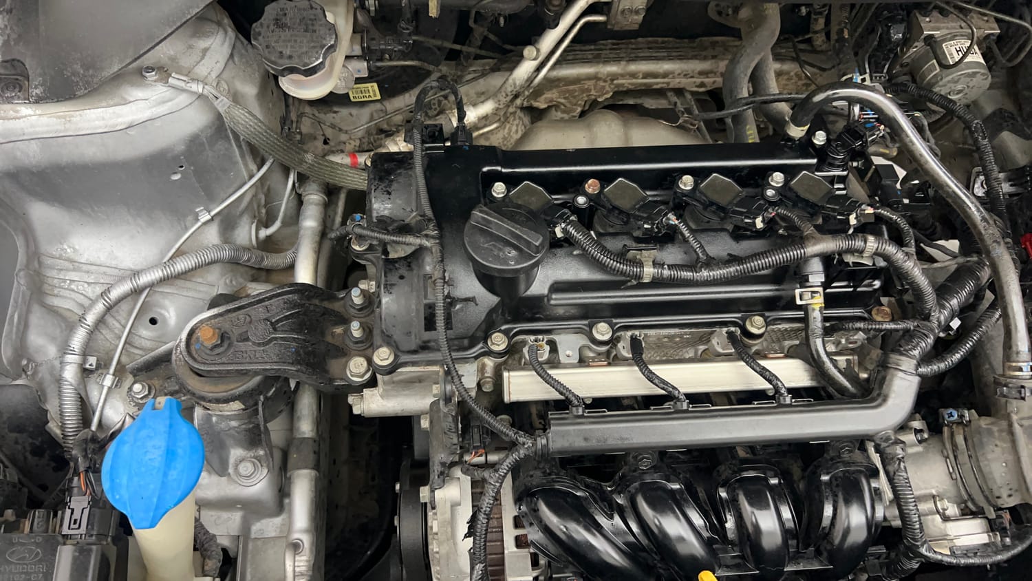 Used 2018 Hyundai Elite i20 Asta 1.2 (O) Petrol Manual engine ENGINE RIGHT SIDE VIEW