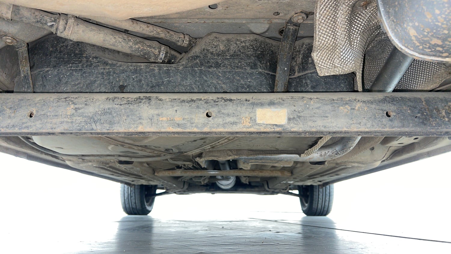 Used 2015 Ford Figo Duratec Petrol ZXI 1.2 Petrol Manual extra REAR UNDERBODY VIEW (TAKEN FROM REAR)