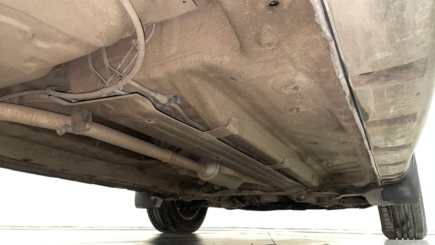 Used 2016 Renault Duster 110 PS RXZ 4X2 MT Diesel Diesel Manual extra REAR RIGHT UNDERBODY VIEW