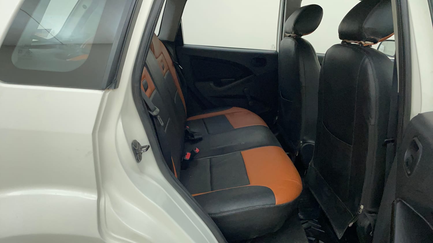 Used 2013 Ford Figo Duratec Petrol EXI 1.2 Petrol Manual interior RIGHT SIDE REAR DOOR CABIN VIEW
