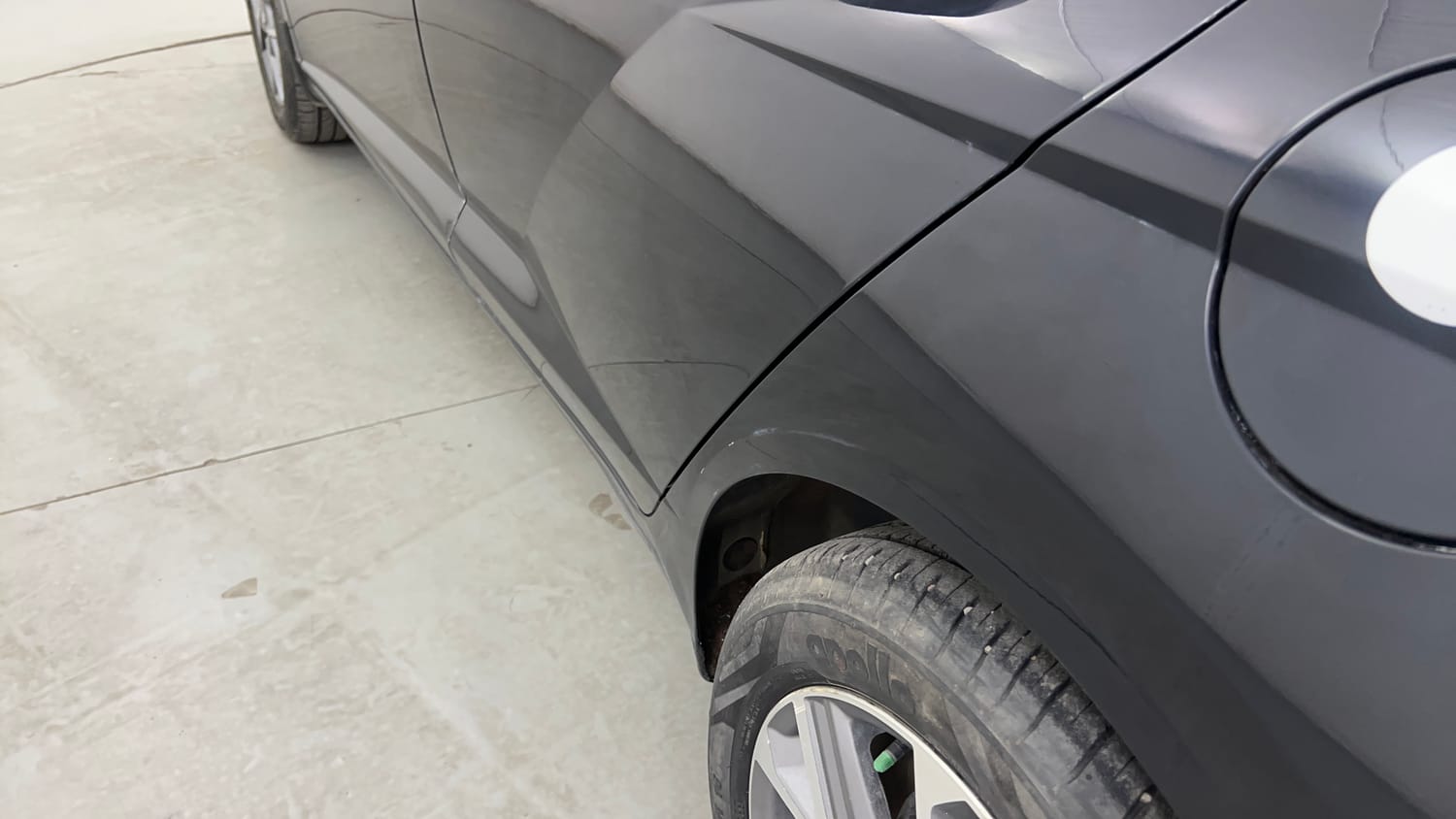 Used 2023 Hyundai Verna SX (O) 1.5 Petrol IVT Petrol Automatic dents MINOR SCRATCH