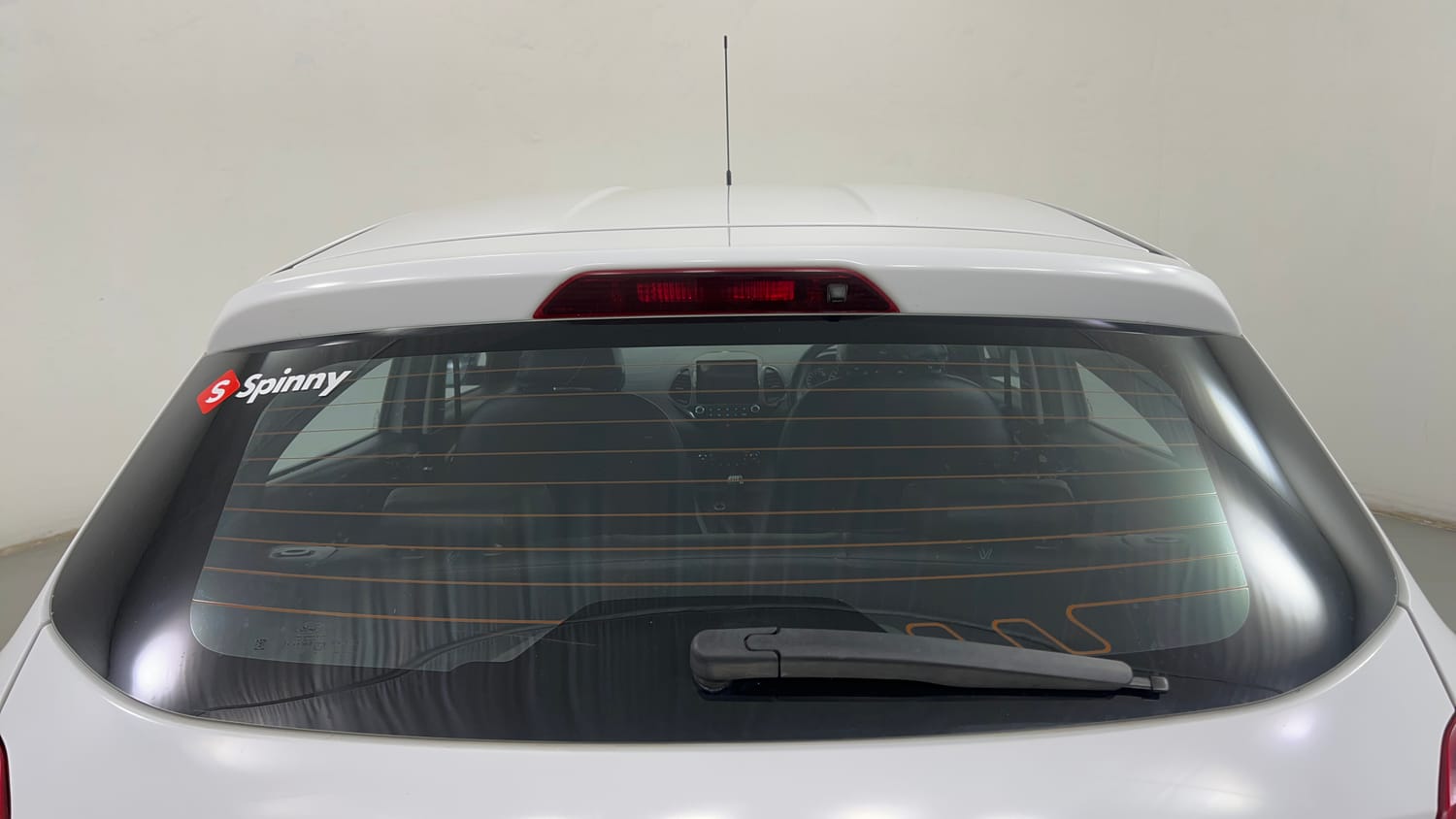 Used 2019 Ford Figo Titanium 1.2 Ti-VCT MT Petrol Manual exterior BACK WINDSHIELD VIEW