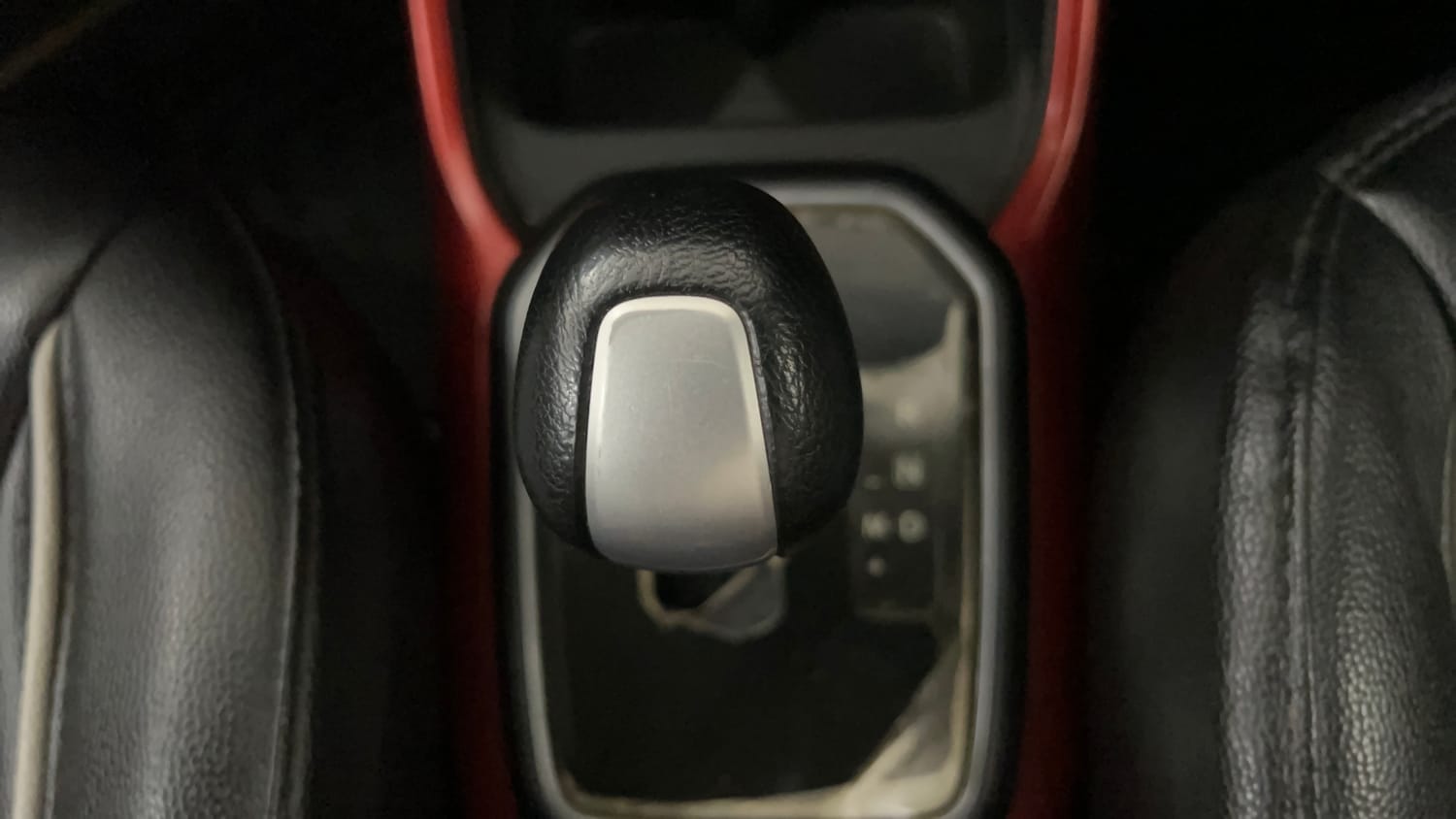 Used 2017 Maruti Suzuki Ignis Delta 1.2 AMT Petrol Automatic interior GEAR  KNOB VIEW