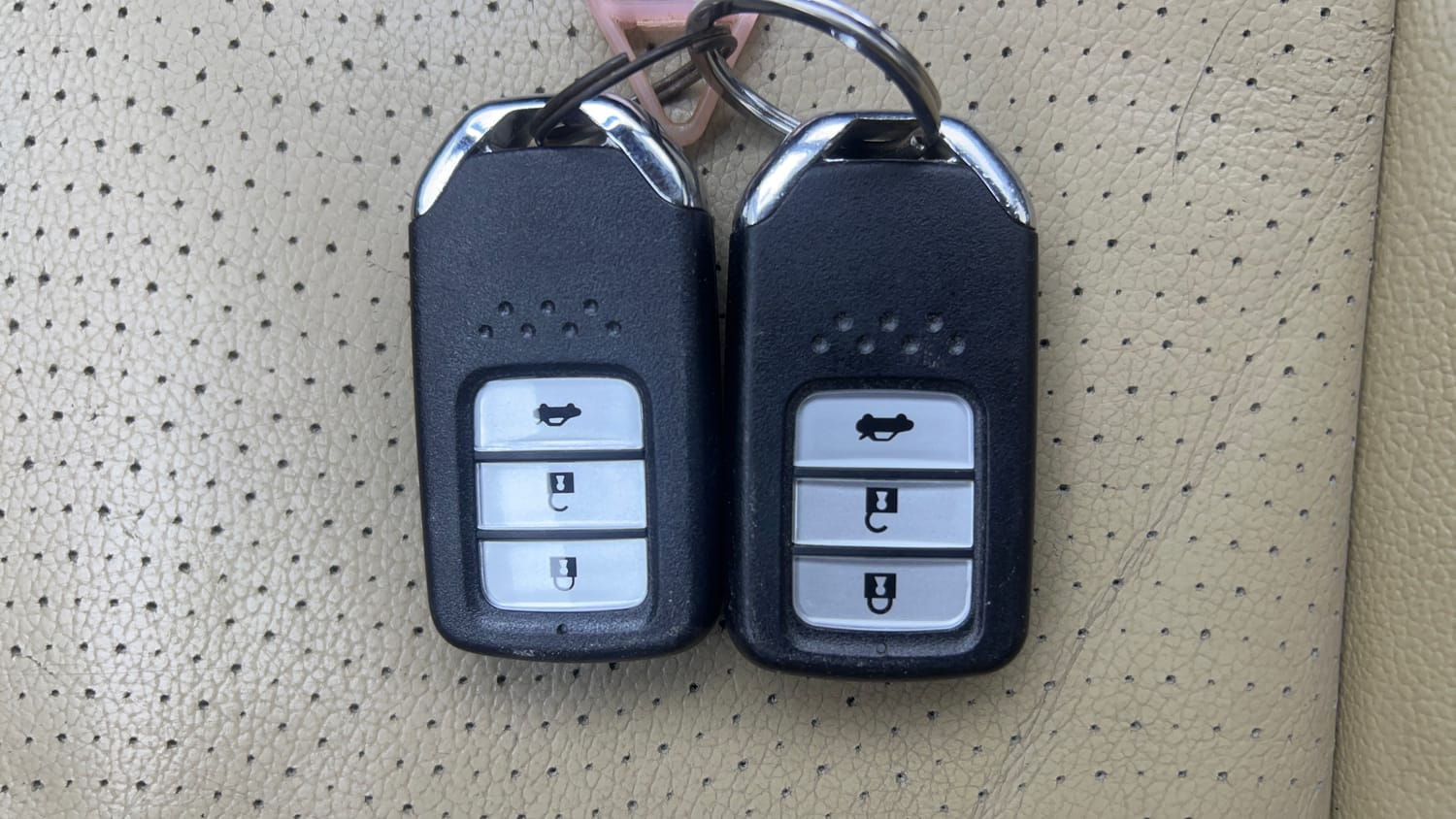Used 2016 Honda City VX CVT Petrol Automatic extra CAR KEY VIEW