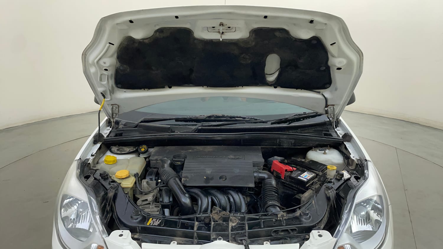 Used 2013 Ford Figo Duratec Petrol EXI 1.2 Petrol Manual engine ENGINE & BONNET OPEN FRONT VIEW
