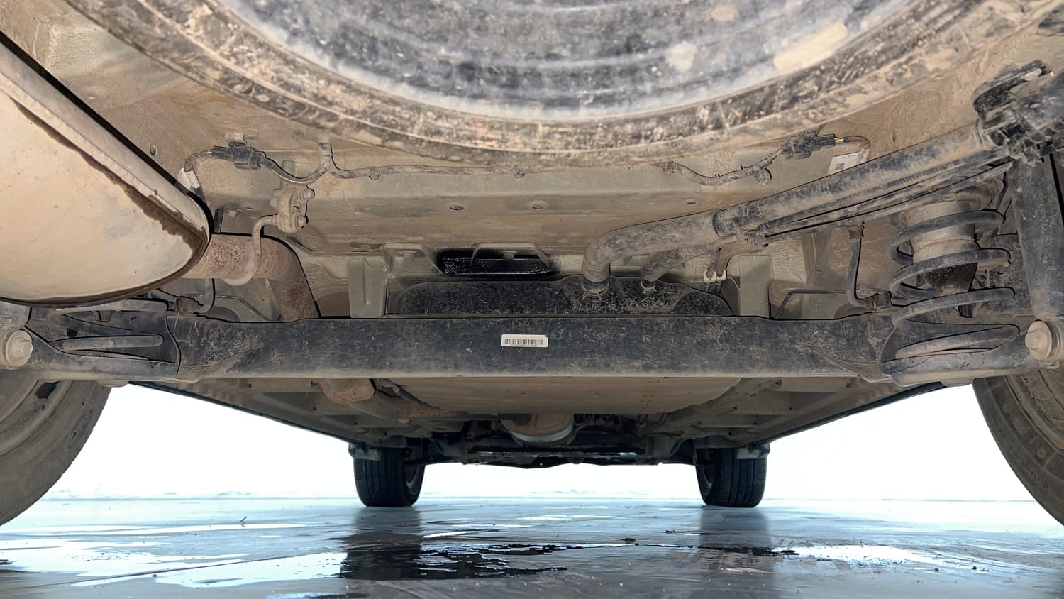 Used 2020 MG Motors Hector Sharp 1.5 DCT Petrol Petrol Automatic extra REAR UNDERBODY VIEW (TAKEN FROM REAR)