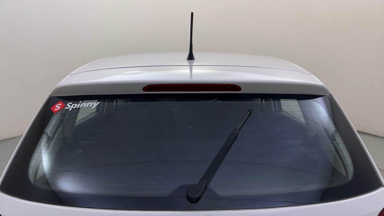 Used 2015 Volkswagen Polo Comfortline 1.2L (P) Petrol Manual exterior BACK WINDSHIELD VIEW