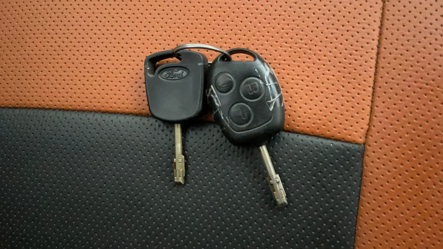 Used 2013 Ford Figo Duratec Petrol EXI 1.2 Petrol Manual extra CAR KEY VIEW