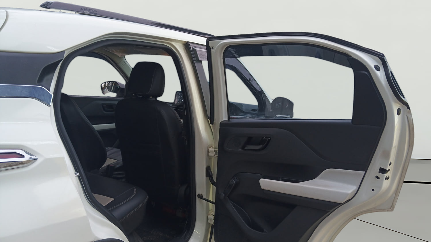 Used 2024 Tata Punch Pure iCNG Cng Manual interior RIGHT REAR DOOR OPEN VIEW