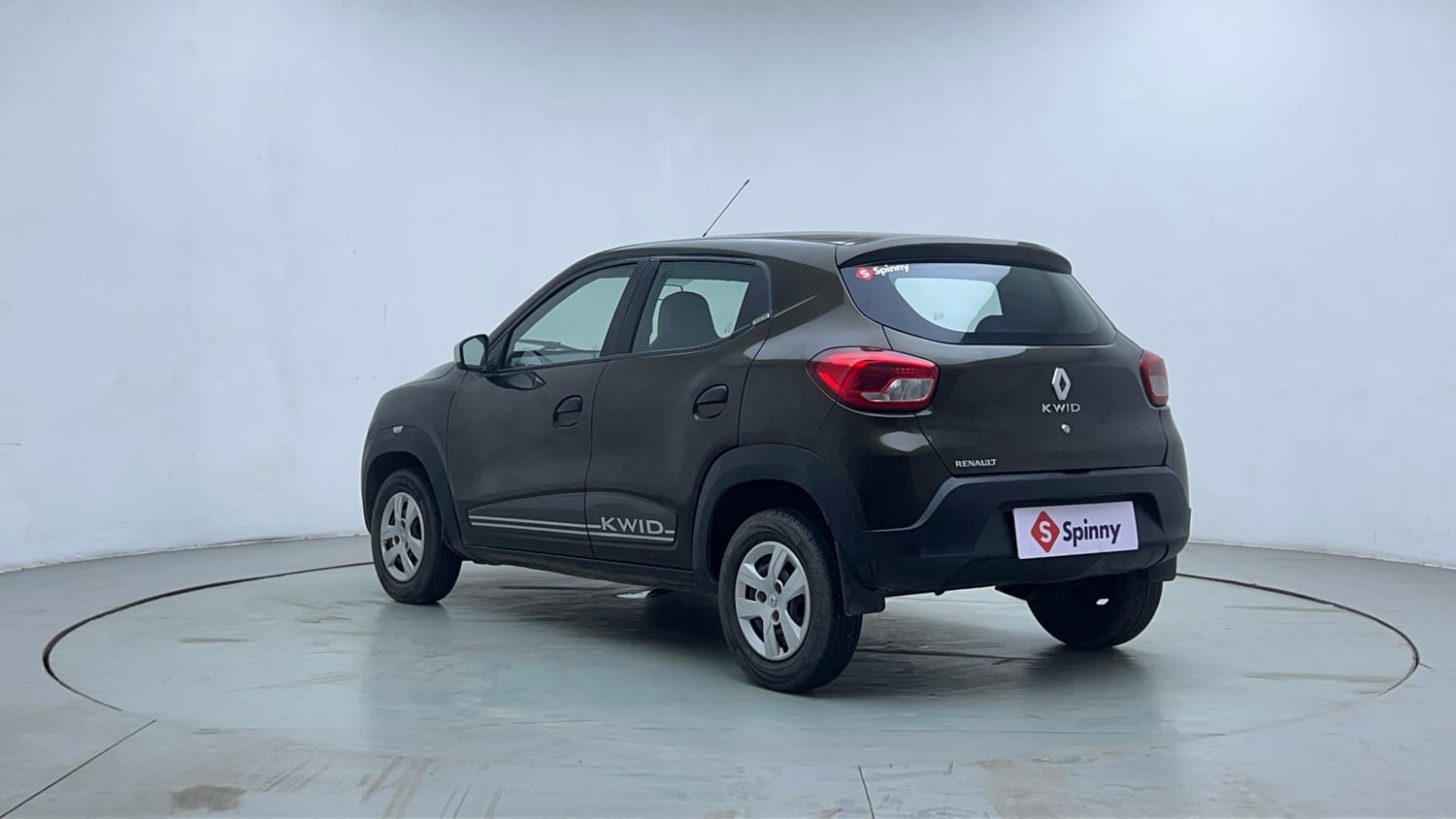 Used 2019 Renault Kwid 1.0 RXT AMT Opt Petrol Automatic exterior LEFT REAR CORNER VIEW