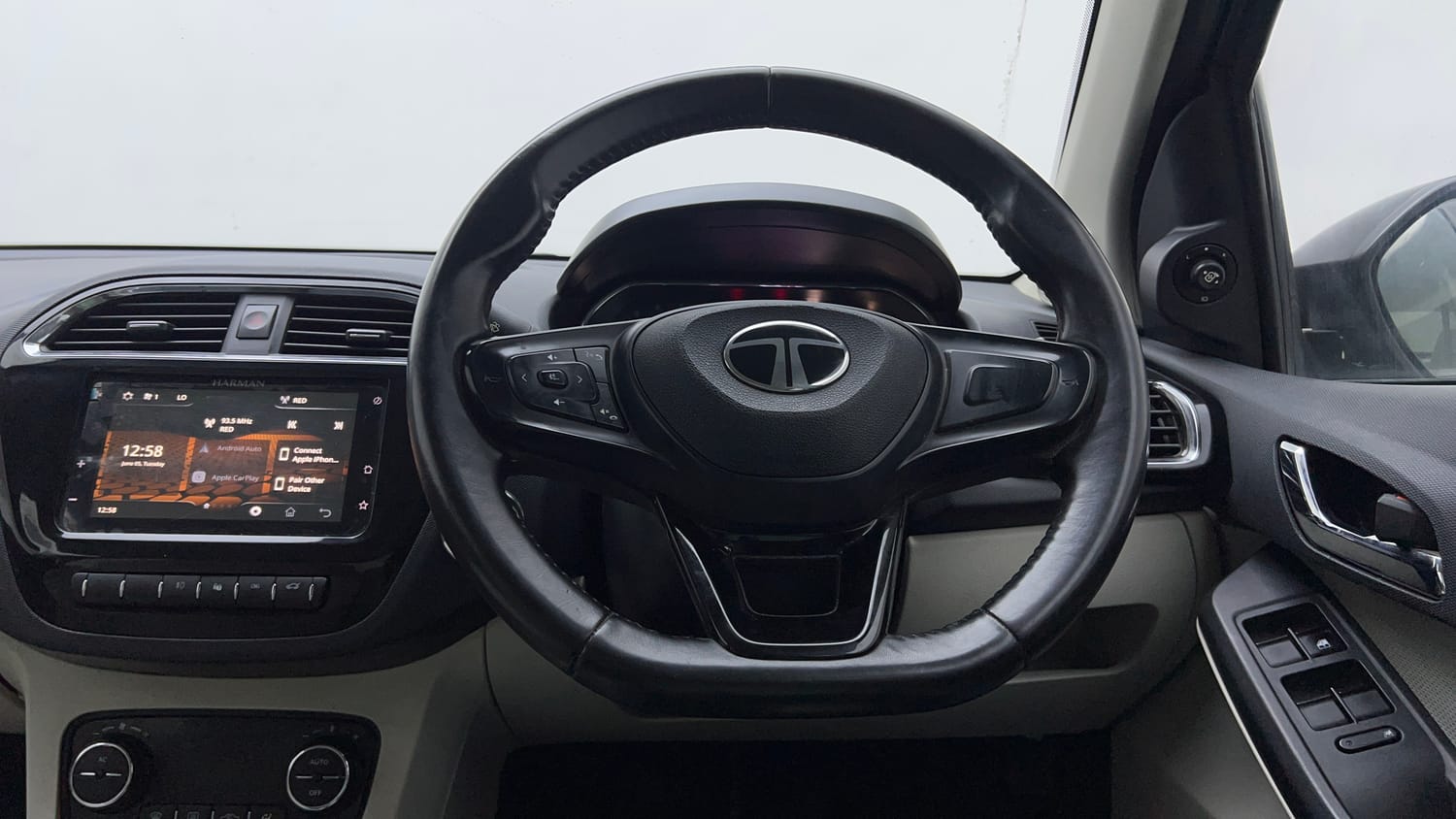 Used 2024 Tata Tigor XZA Plus iCNG Cng Automatic interior STEERING VIEW