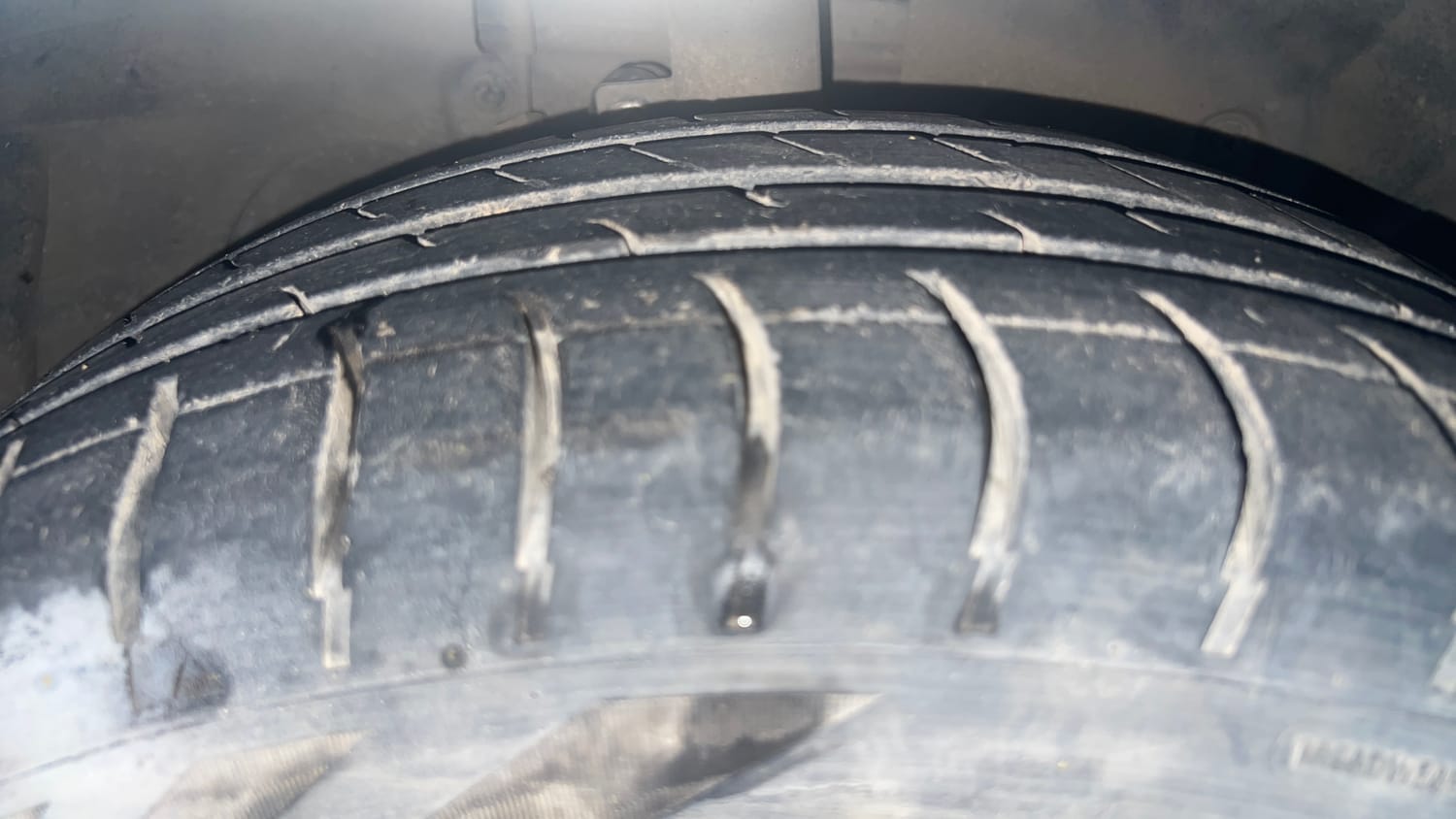 Used 2014 Ford EcoSport Titanium 1.5 TDCi Diesel Manual tyres RIGHT FRONT TYRE TREAD VIEW