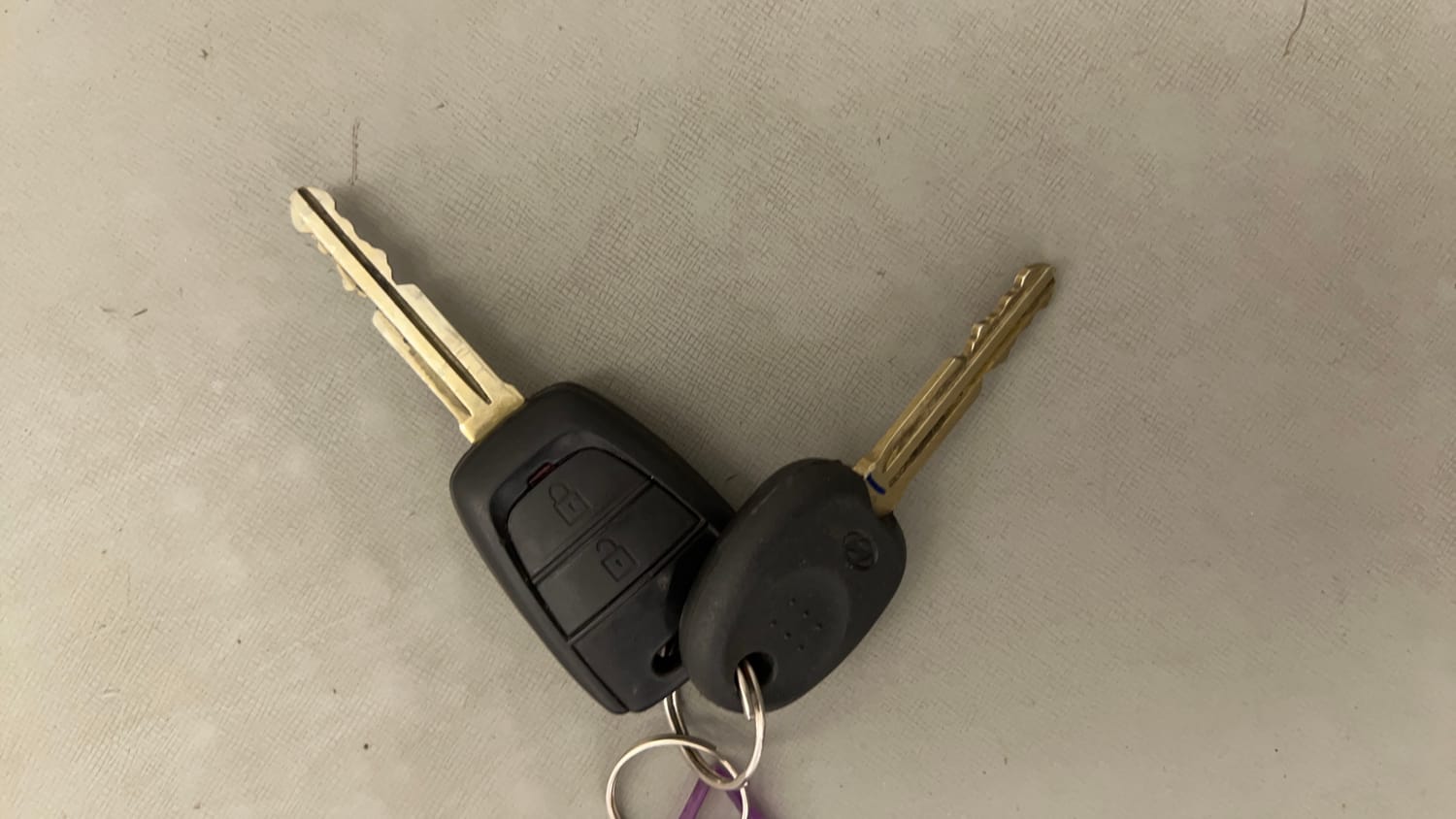 Used 2017 Hyundai Grand i10 Sportz (O) AT 1.2 Kappa VTVT Petrol Automatic extra CAR KEY VIEW