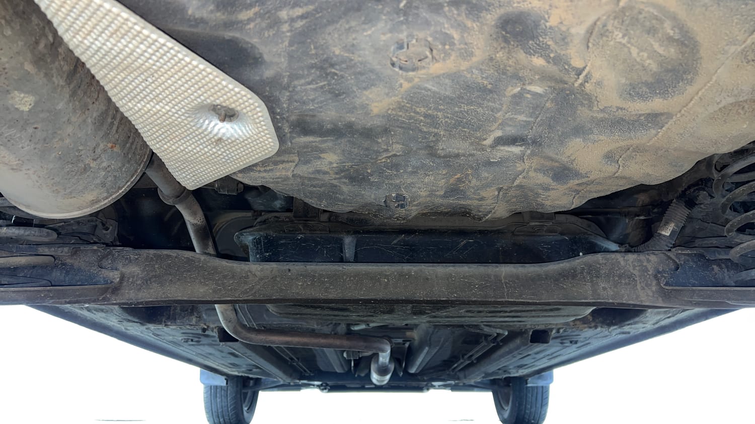 Used 2021 Renault Kiger RXT MT Petrol Manual extra REAR UNDERBODY VIEW (TAKEN FROM REAR)