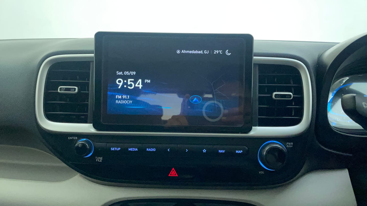 Used 2022 Hyundai Venue SX 1.2 Petrol Petrol Manual interior MUSIC SYSTEM & AC CONTROL VIEW
