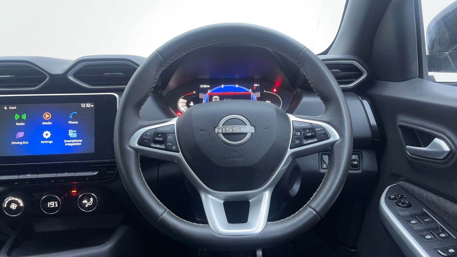 Used 2023 Nissan Magnite XV Premium Turbo Petrol Manual interior STEERING VIEW