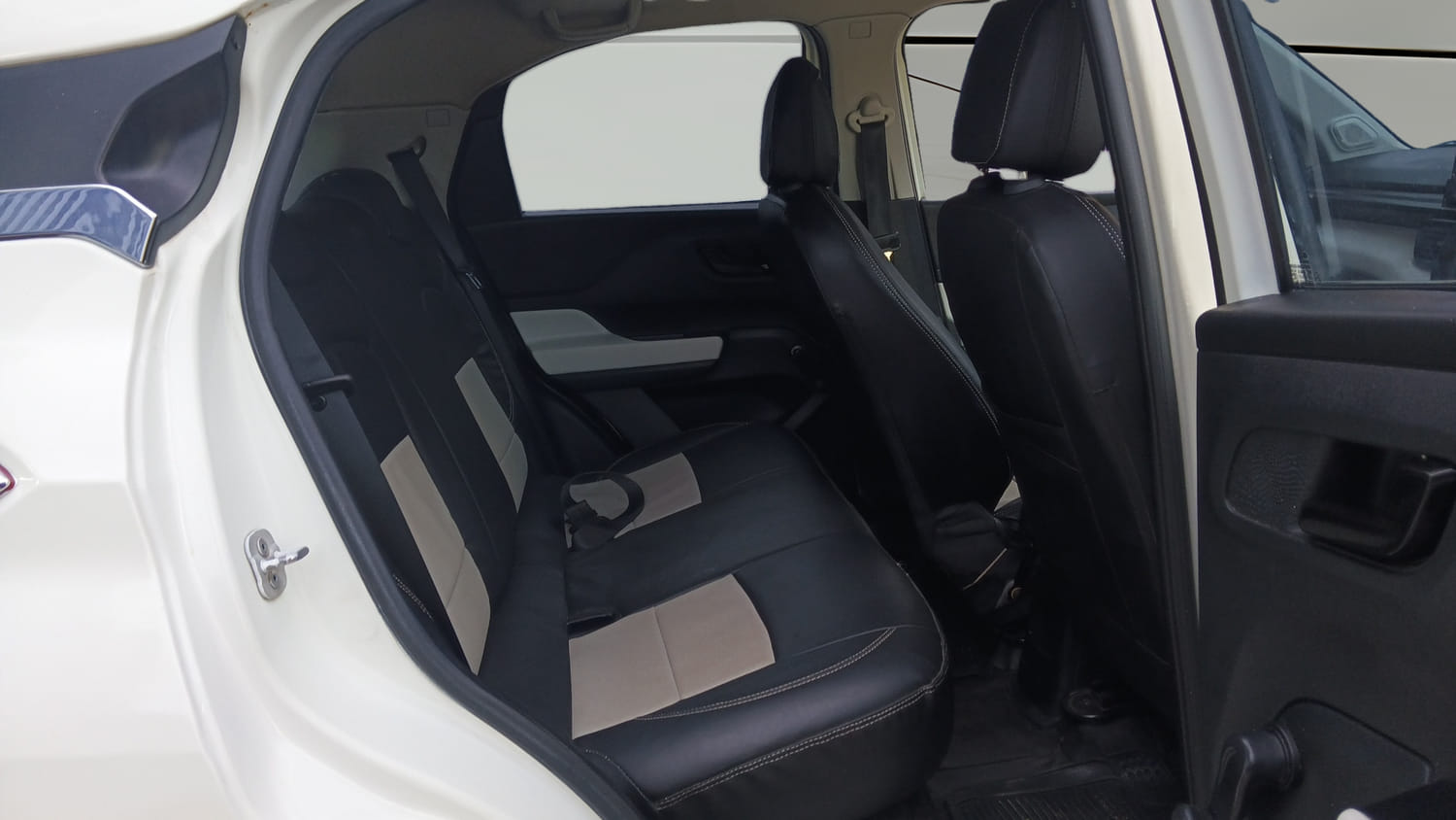 Used 2024 Tata Punch Pure iCNG Cng Manual interior RIGHT SIDE REAR DOOR CABIN VIEW