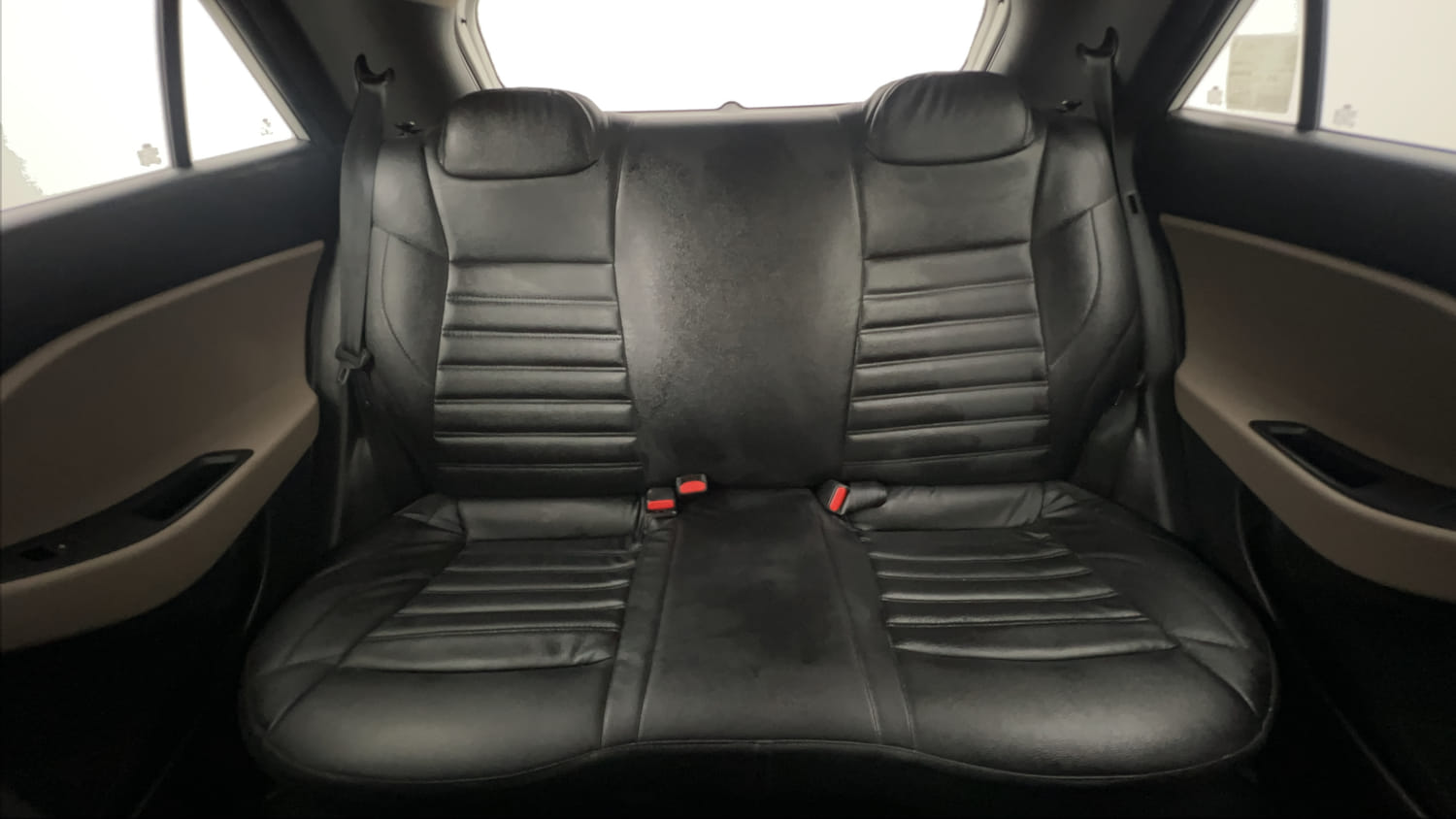 Used 2017 Hyundai Elite i20 Asta 1.2 Petrol Manual interior REAR SEAT CONDITION VIEW