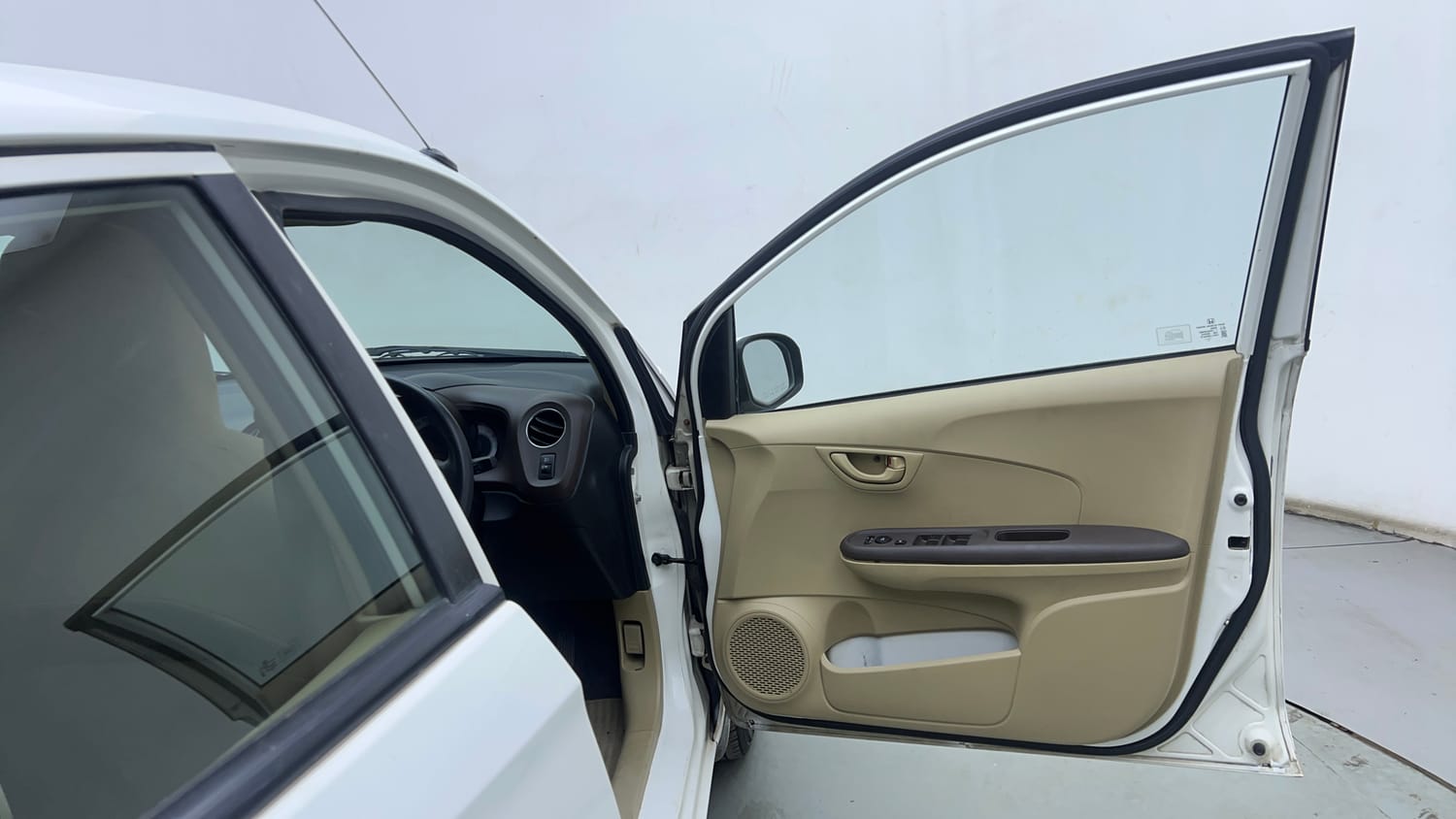 Used 2013 Honda Brio S MT Petrol Manual interior RIGHT FRONT DOOR OPEN VIEW