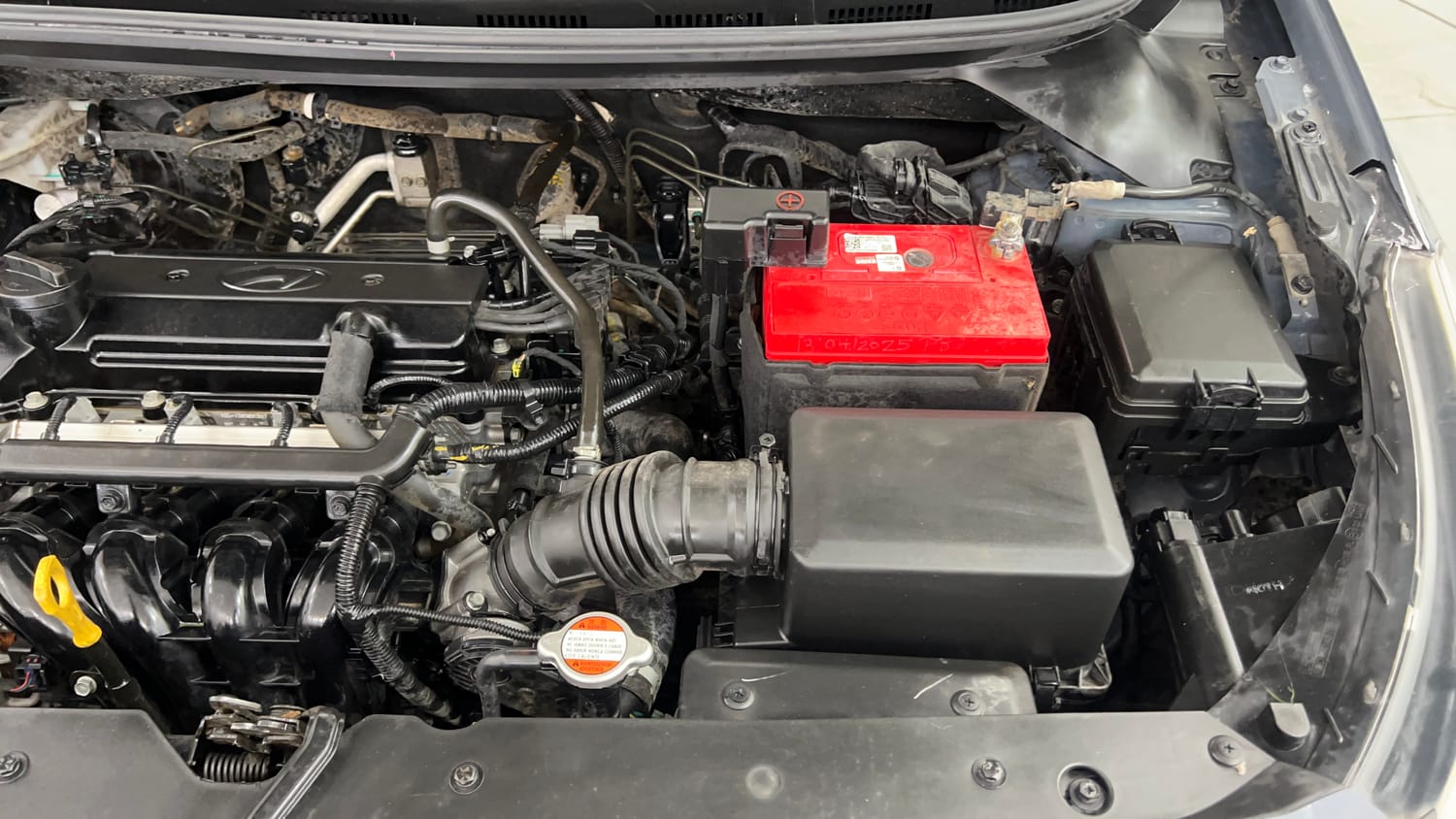 Used 2015 Hyundai Elite i20 Asta 1.2 Petrol Manual engine ENGINE LEFT SIDE VIEW