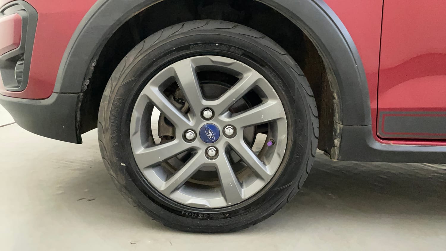 Used 2019 Ford Freestyle Titanium 1.2 Ti-VCT Petrol Manual tyres LEFT FRONT TYRE RIM VIEW