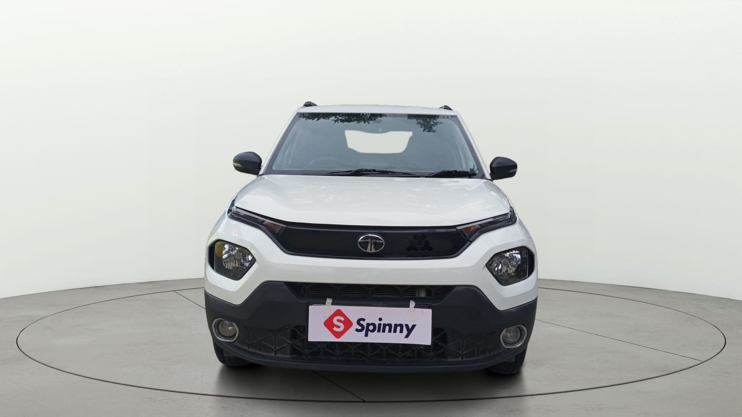 Used 2024 Tata Punch Pure iCNG Cng Manual exterior FRONT VIEW