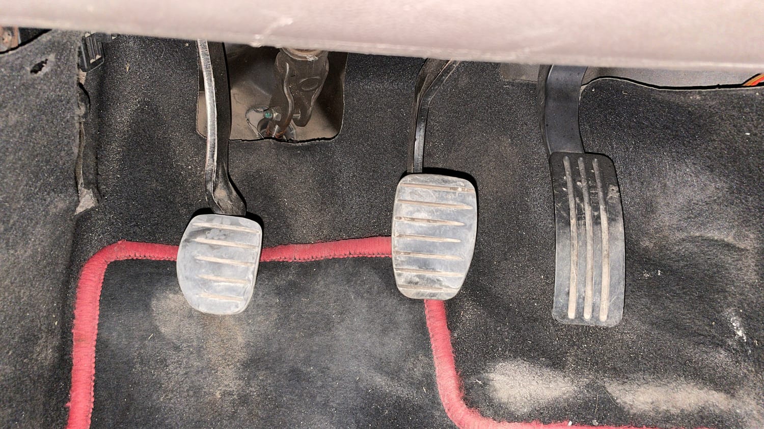 Used 2016 Renault Duster 110 PS RXZ 4X2 MT Diesel Diesel Manual interior PEDALS VIEW
