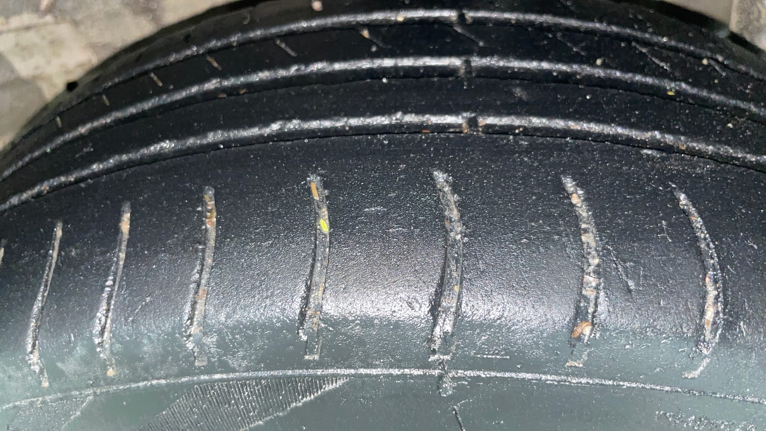 Used 2017 Tata Tiago Revotron XT Petrol Manual tyres LEFT REAR TYRE TREAD VIEW