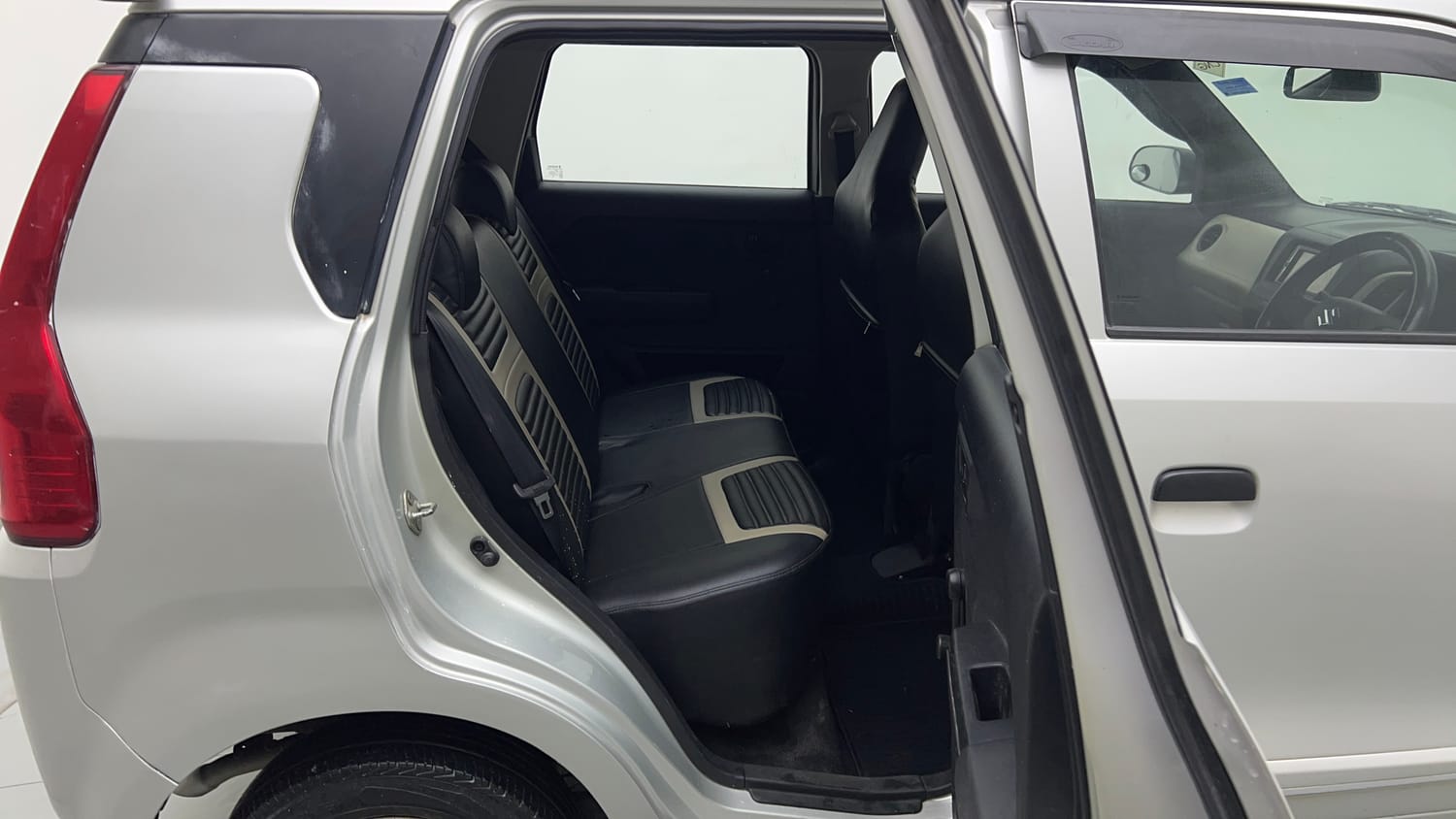 Used 2020 Maruti Suzuki Wagon R LXi 1.0 CNG Cng Manual interior RIGHT SIDE REAR DOOR CABIN VIEW