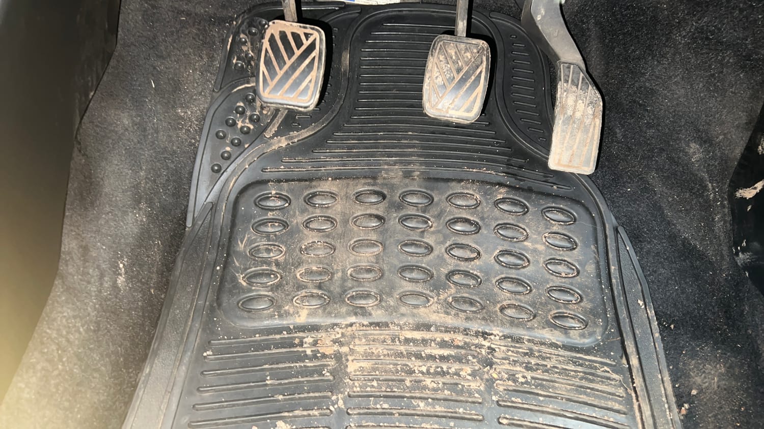 Used 2016 Maruti Suzuki Swift VXi Petrol Manual interior PEDALS VIEW