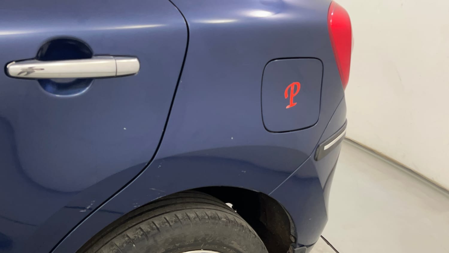 Used 2020 Maruti Suzuki Baleno Zeta Petrol Manual dents MINOR SCRATCH