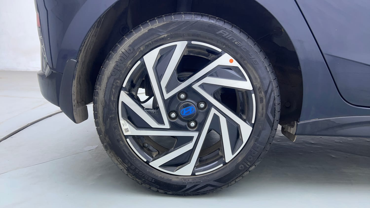 Used 2024 Hyundai New i20 Asta (O) 1.2 IVT Petrol Automatic tyres RIGHT REAR TYRE RIM VIEW