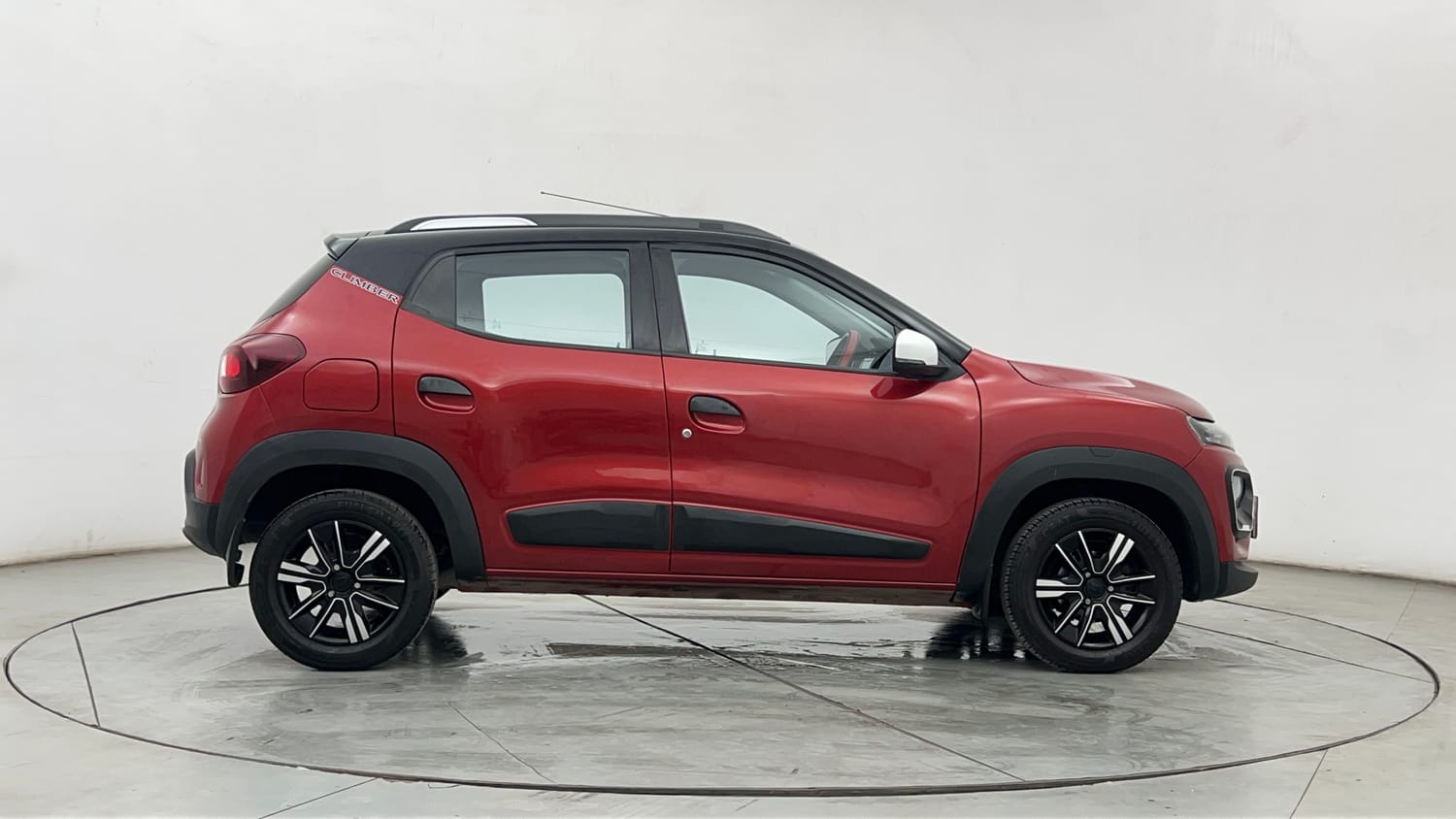 Used 2024 Renault Kwid CLIMBER 1.0 AMT Petrol Automatic exterior RIGHT SIDE VIEW