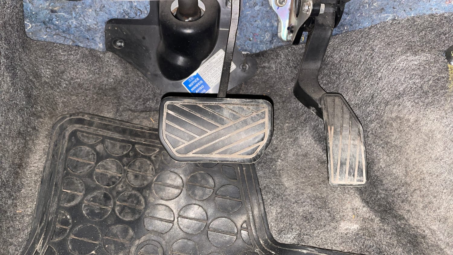 Used 2018 Maruti Suzuki Celerio VXi AMT Petrol Automatic interior PEDALS VIEW
