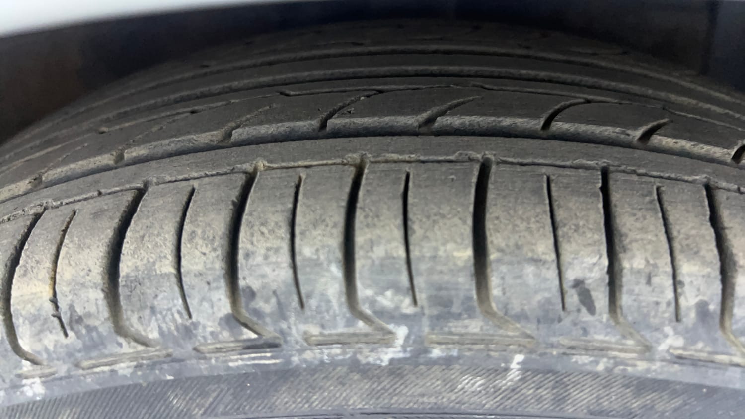 Used 2015 Hyundai Xcent S 1.2 (O) Petrol Manual tyres RIGHT FRONT TYRE TREAD VIEW