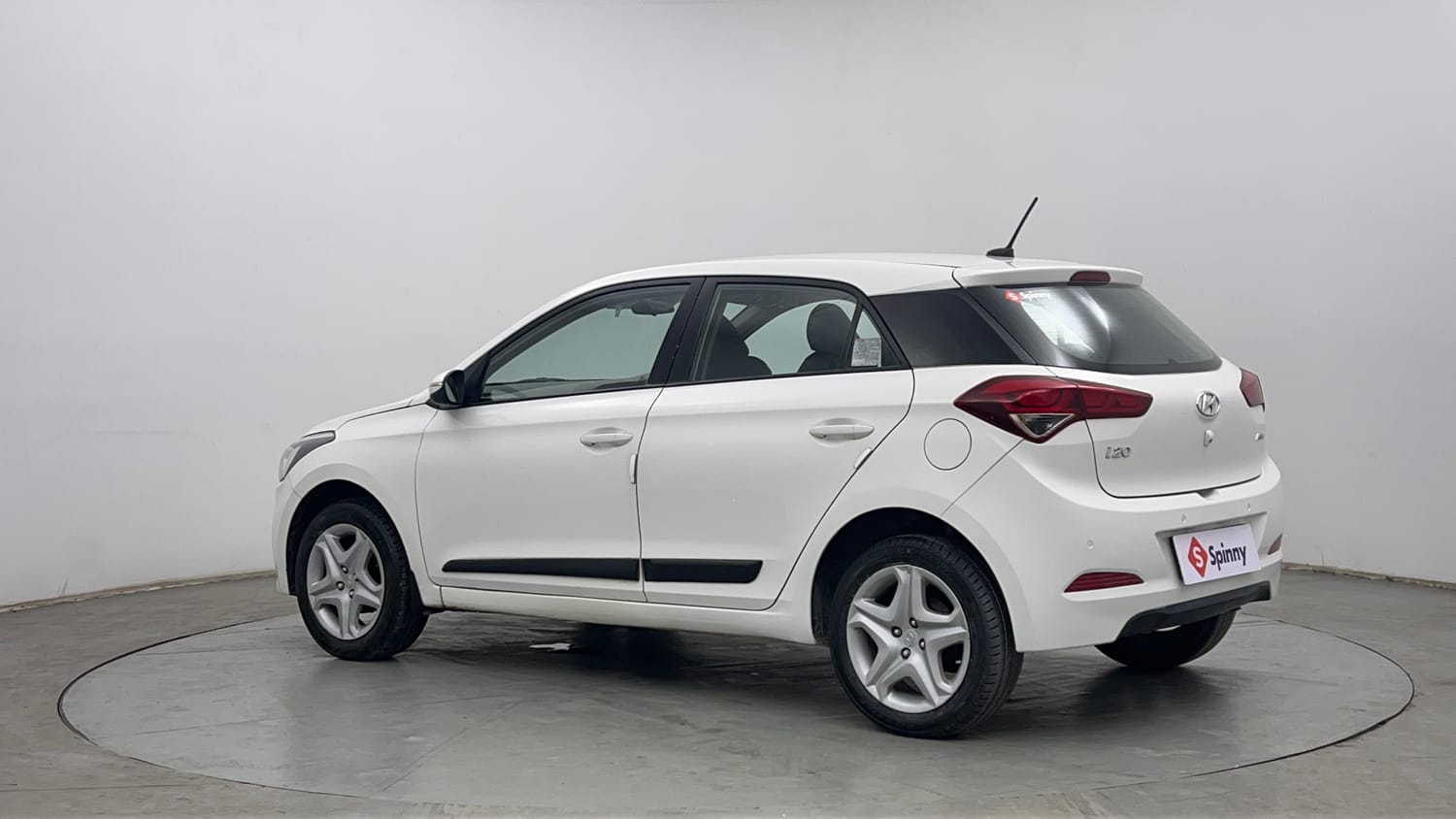 Used 2017 Hyundai Elite i20 Asta 1.2 Petrol Manual exterior LEFT REAR CORNER VIEW