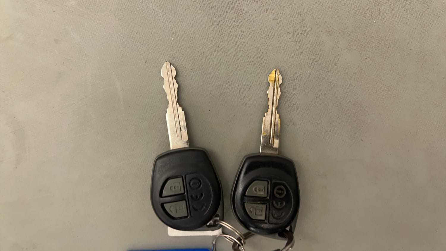 Used 2017 Maruti Suzuki Ignis Delta 1.2 AMT Petrol Automatic extra CAR KEY VIEW